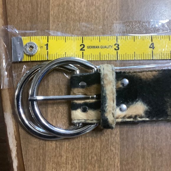 Vtg Animal Print Fuzzy Women Size Small Belt Waist 26"-30" Made in USA - Picture 5 of 5